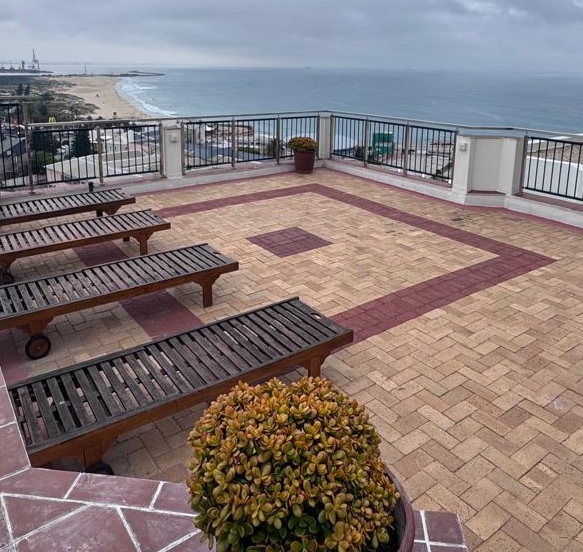 2 Bedroom Property for Sale in Summerstrand Eastern Cape